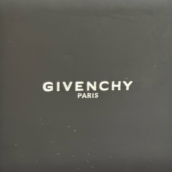 GIVENCHY BLACK AUTHENTIC SUNGLASSES/EYEGLASSES CASE ONLY - Picture 3 of 5